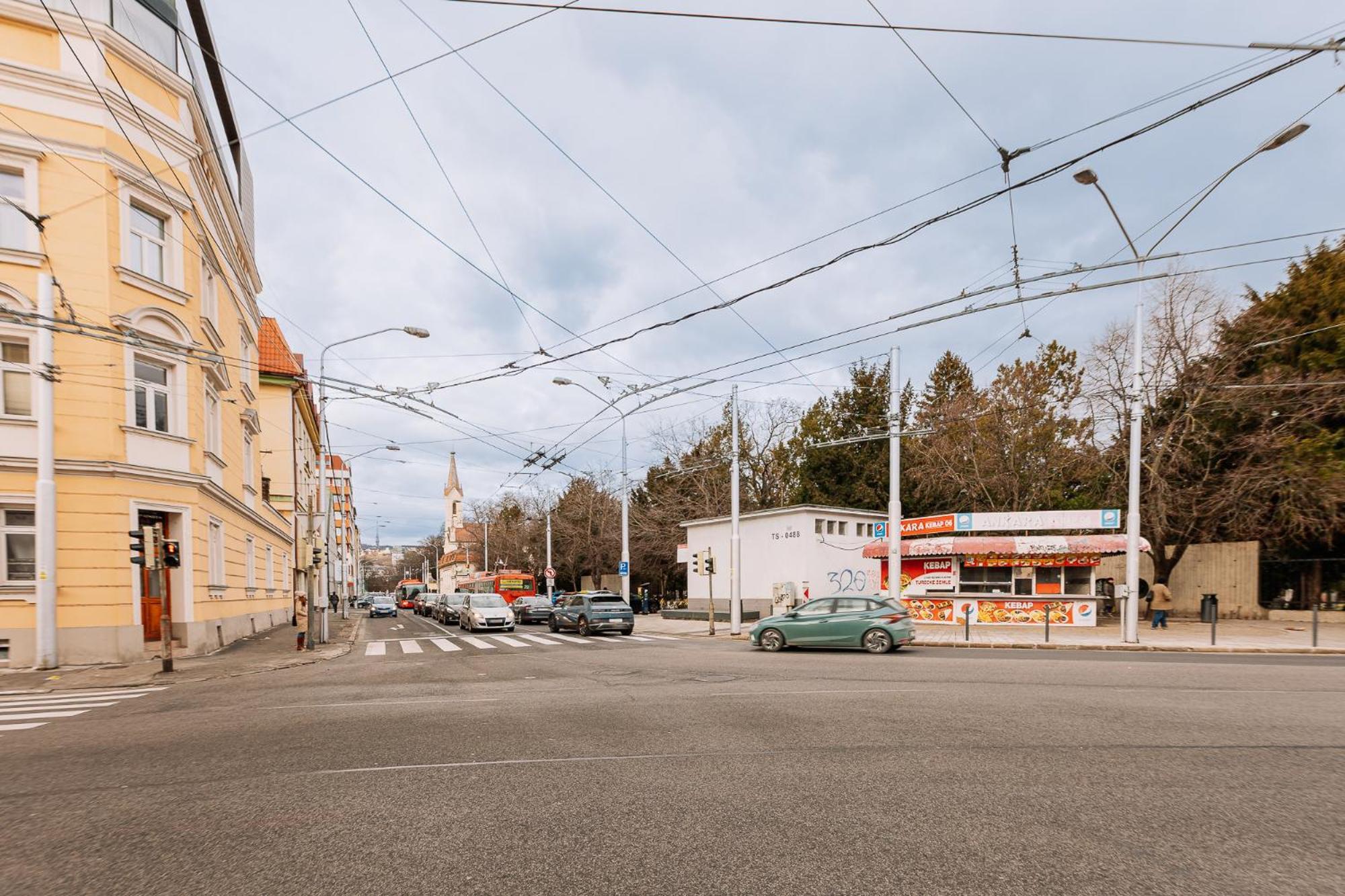 Skau 1 Old Town Family & Business Apartment Free Parking Bratislava Bagian luar foto